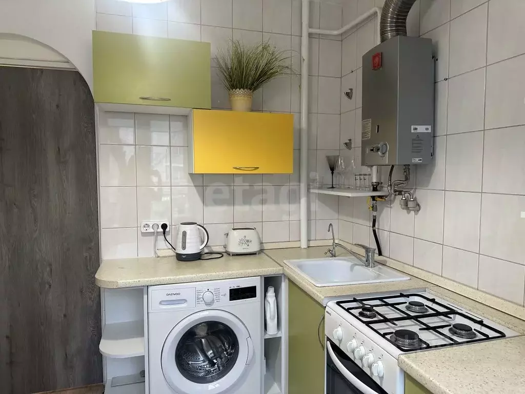 1-к кв. Калининградская область, Калининград просп. Мира, 88 (31.8 м) - Фото 1