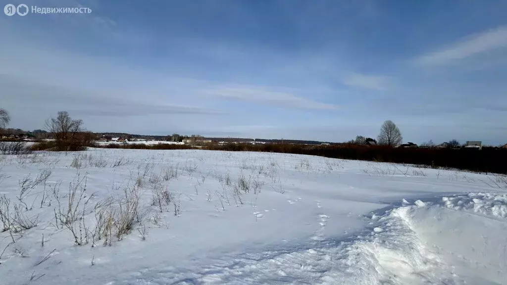 Участок в село Русский Юрмаш, Озёрная улица (15 м) - Фото 1