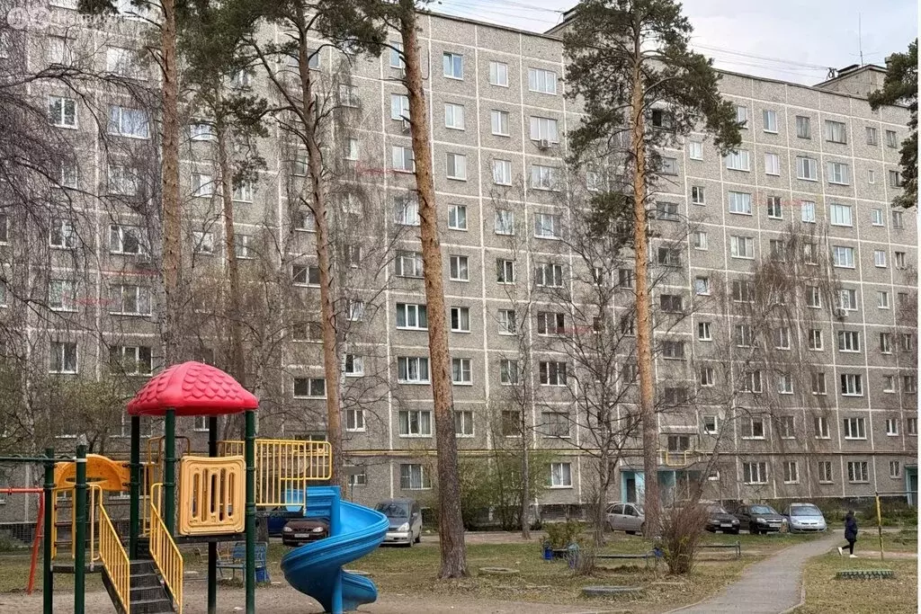 1к в 4-комнатной квартире (10 м) - Фото 2