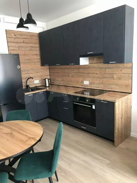 2-к. квартира, 60 м, 2/17 эт. - Фото 1