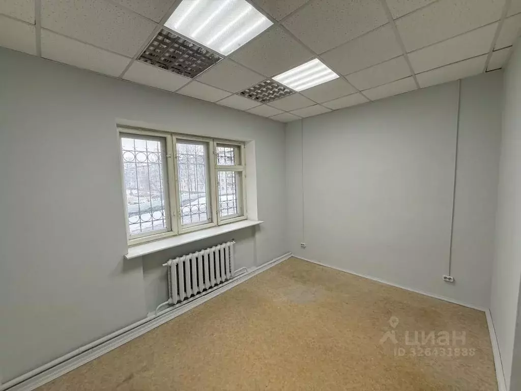 Офис в Новгородская область, Великий Новгород ул. Попова (13 м) - Фото 1