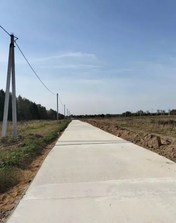 Участок в Калужская область, Боровский муниципальный округ, Совьяки ... - Фото 1