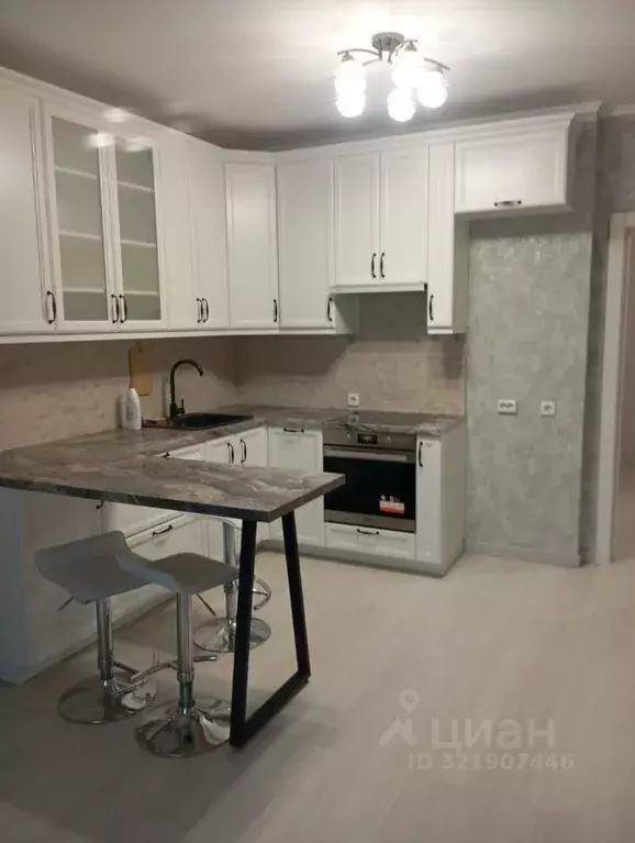 3-к кв. Башкортостан, Уфа ул. Кирова, 130 (70.0 м) - Фото 0