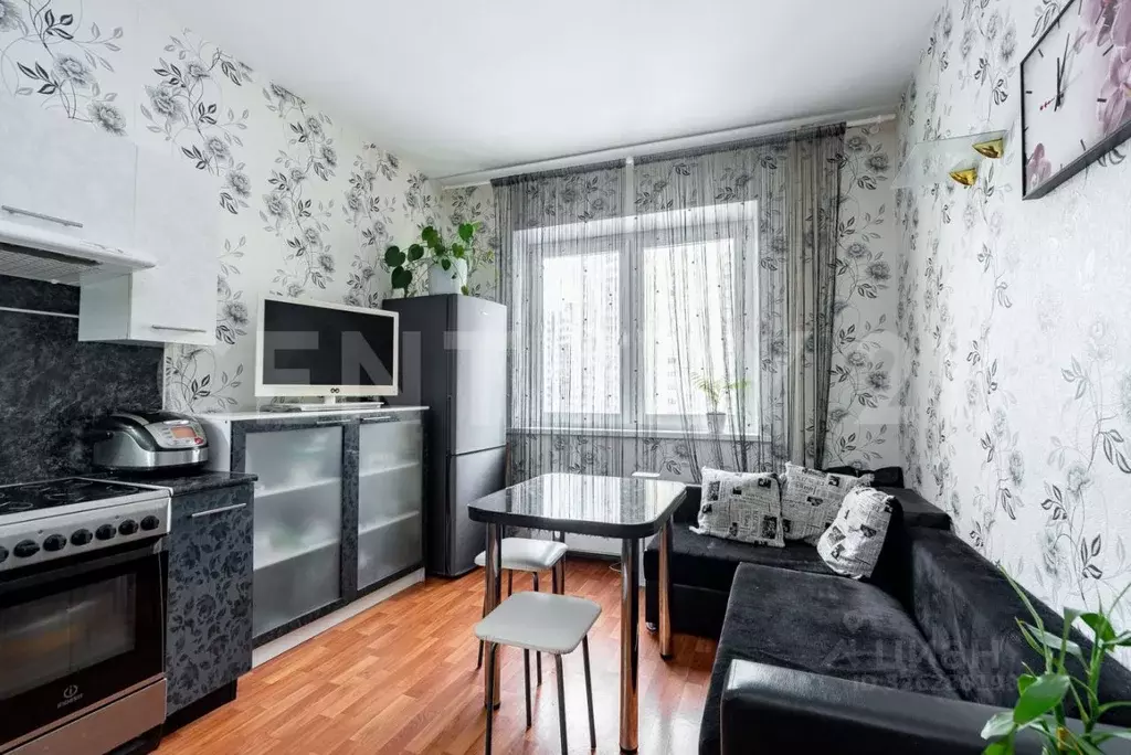 2-к кв. Санкт-Петербург Ленинский просп., 53к4 (63.6 м) - Фото 1