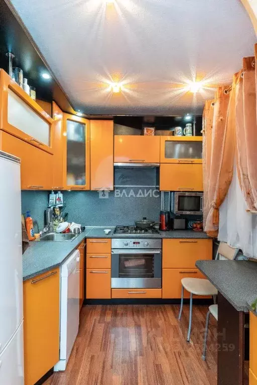 3-к кв. Владимирская область, Владимир ул. Балакирева, 37 (59.0 м) - Фото 0
