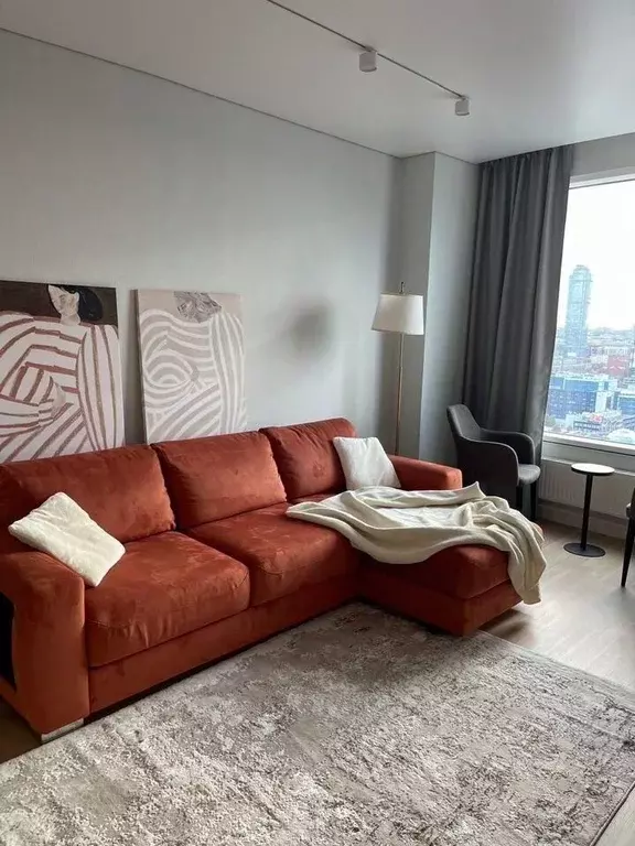 3-к кв. Свердловская область, Екатеринбург ул. Хохрякова, 63 (77.0 м) - Фото 1