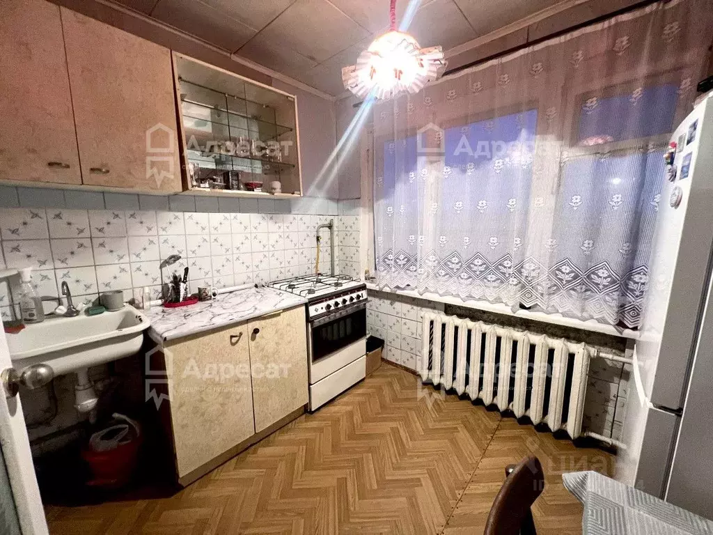 1-к кв. Волгоградская область, Волгоград ул. Милиционера Буханцева, 4 ... - Фото 1