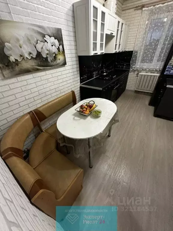 2-к кв. Московская область, Дмитровский муниципальный округ, пос. ... - Фото 0