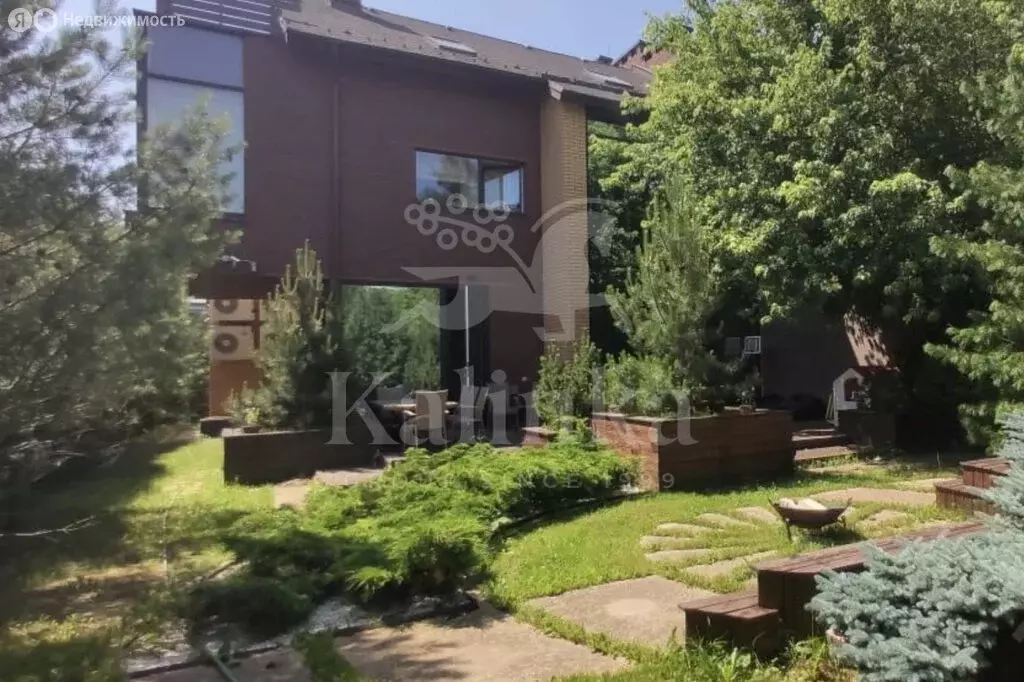 Дом в деревня Рождественно, территория Барвиха Клаб (400 м) - Фото 1