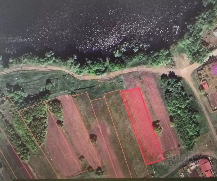 Участок в Самарская область, Нефтегорский район, с. Покровка ... - Фото 1