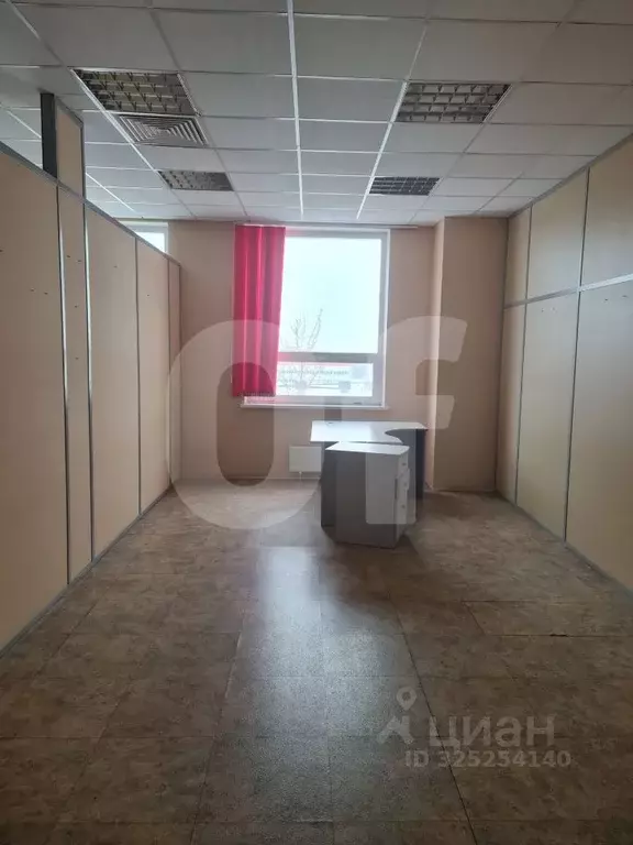 Офис в Московская область, Химки городской округ, д. Дубровки ул. ... - Фото 1