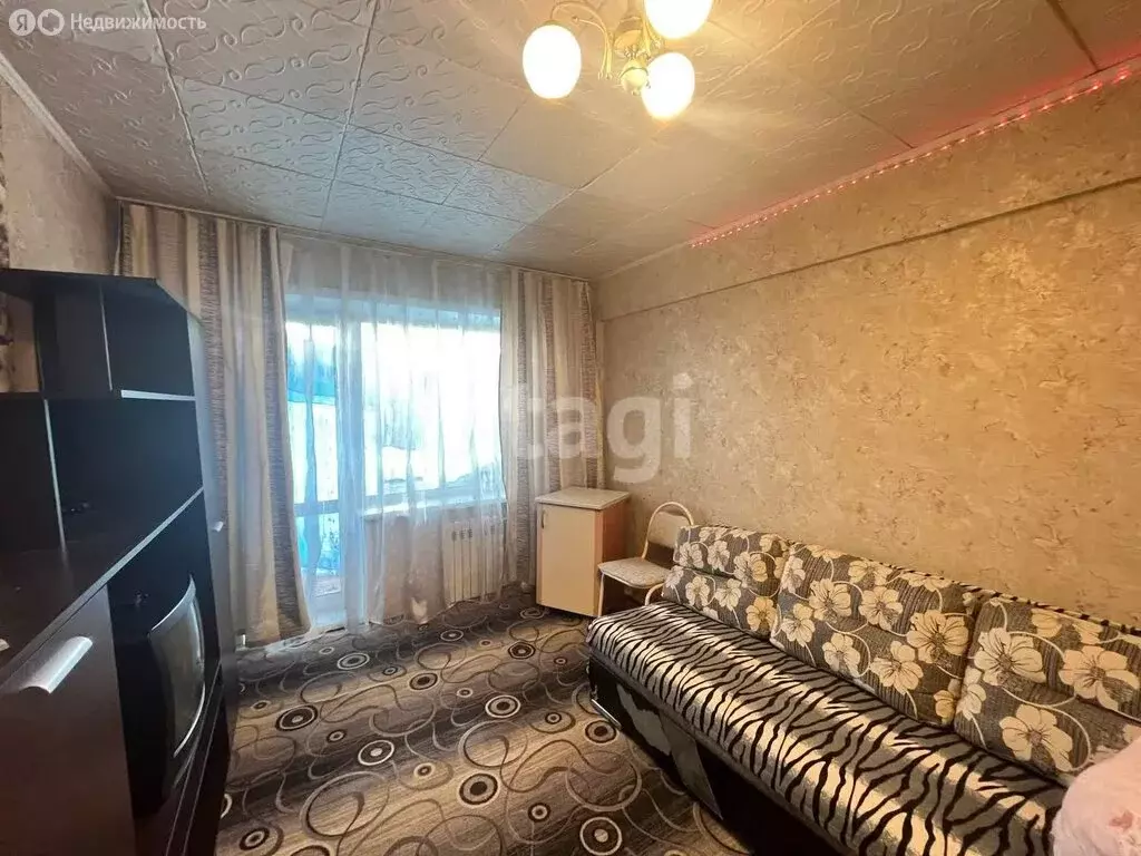 2-комнатная квартира: Ачинск, улица Декабристов, 23 (43 м) - Фото 2