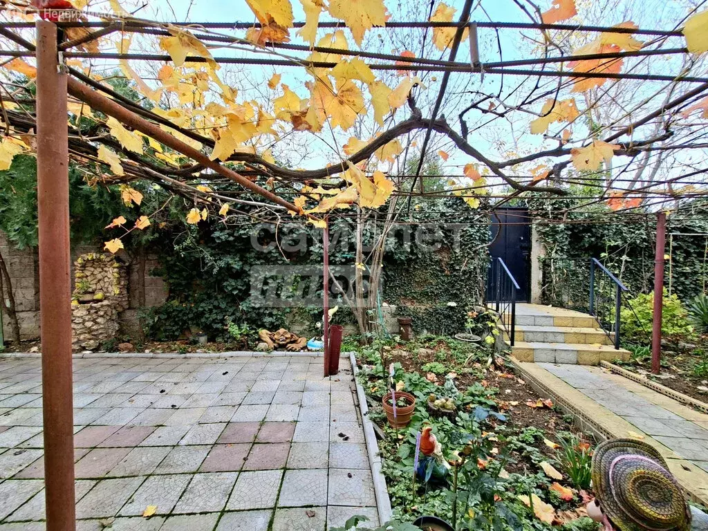 Дом в Севастополь, Качинское шоссе, 28А (270 м) - Фото 1