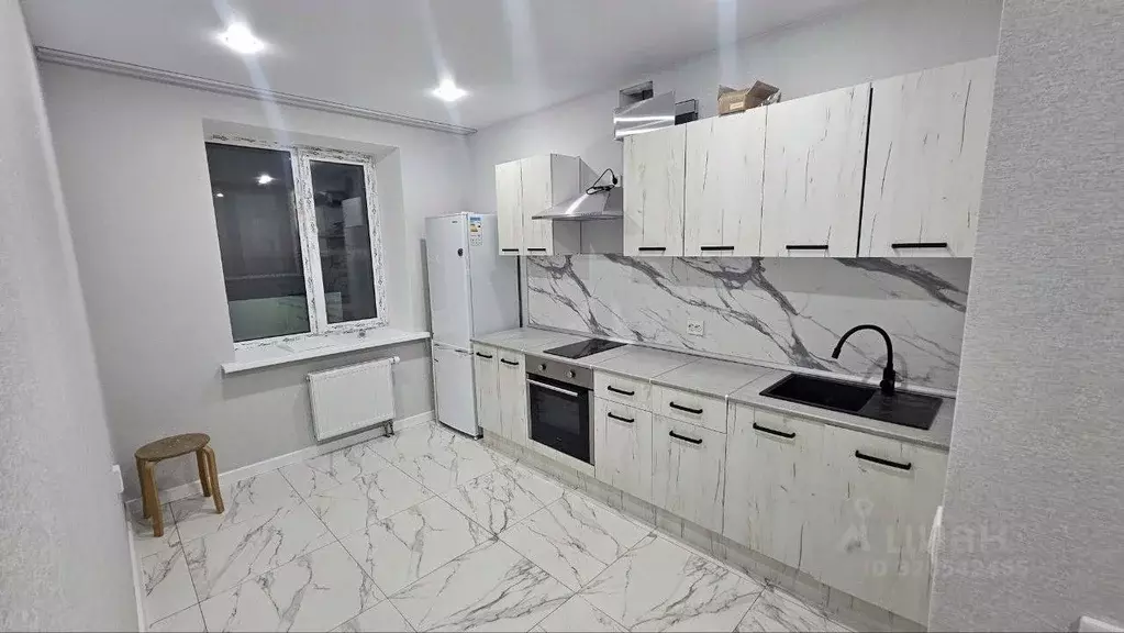 1-к кв. Татарстан, Зеленодольский район, Осиновское с/пос, с. Осиново ... - Фото 1