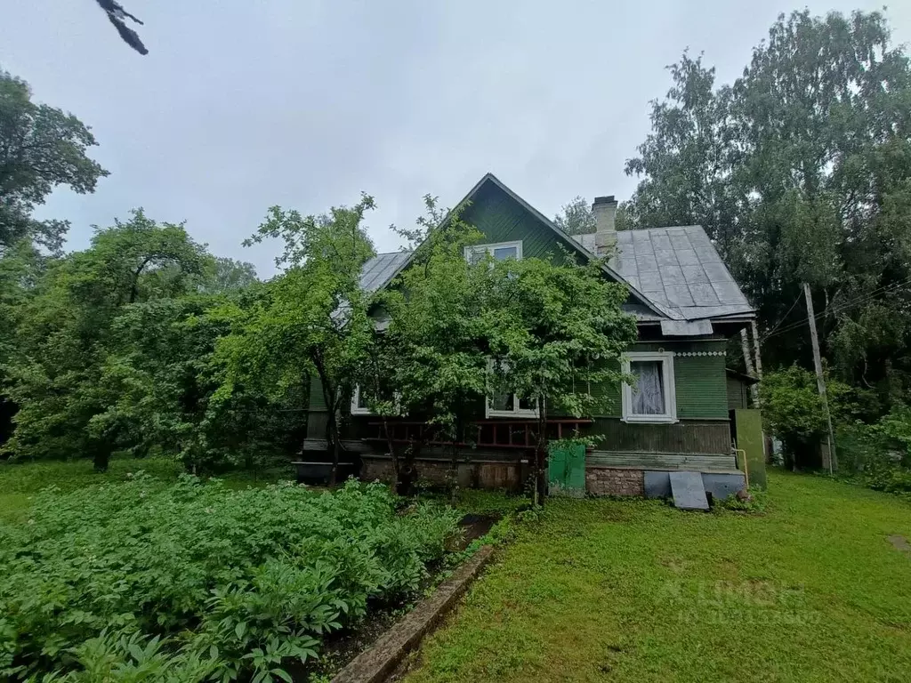 Дом в Ленинградская область, Гатчинский район, Вырица городской ... - Фото 0