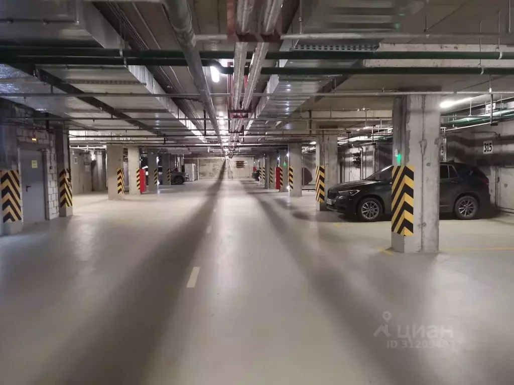 Гараж в Санкт-Петербург Малая Митрофаньевская ул., 5к1 (15 м) - Фото 1