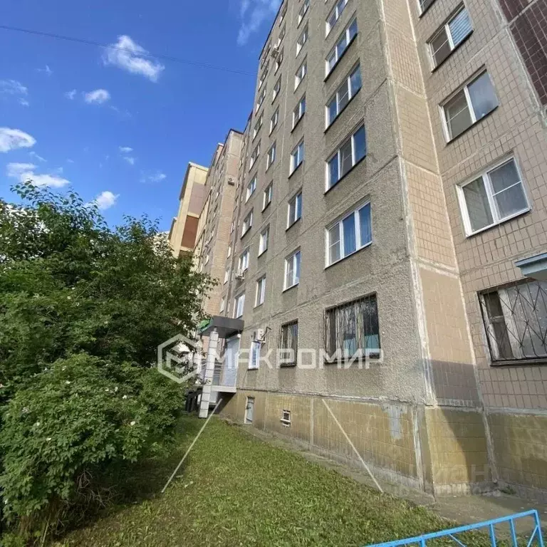 3-к кв. Челябинская область, Челябинск ул. Кузнецова, 15 (66.0 м) - Фото 1