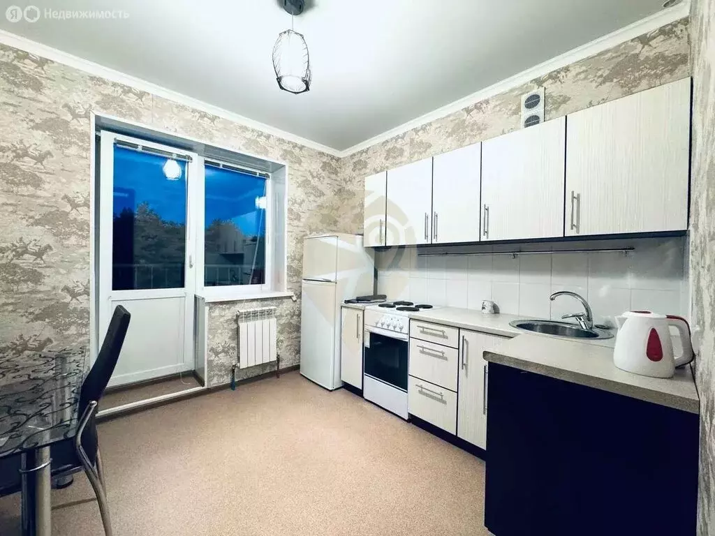 1-комнатная квартира: Старый Оскол, микрорайон Заречье, 13А (40 м) - Фото 1