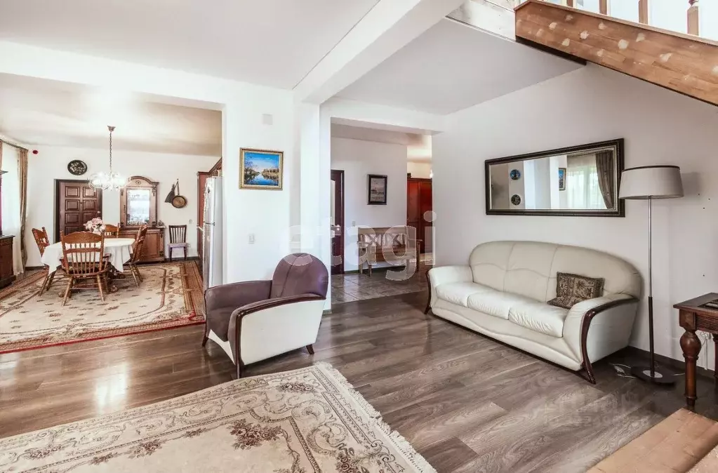 Дом в Вологодская область, пос. Огарково 11 (293 м) - Фото 1