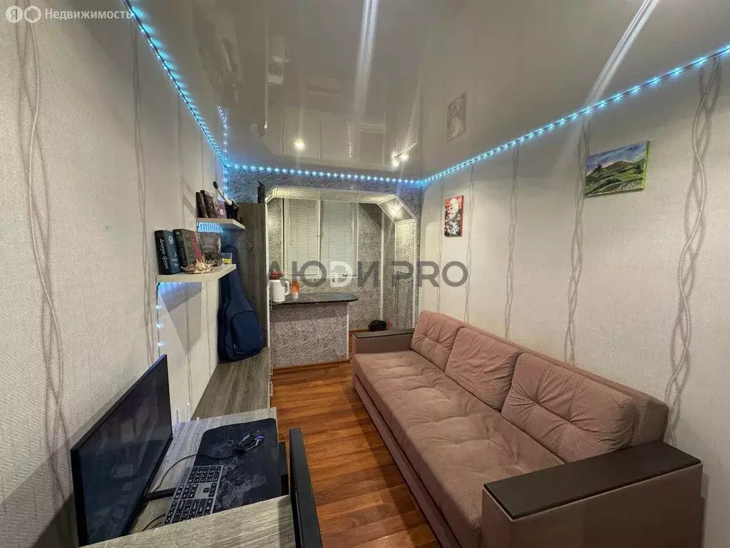 Квартира-студия: Балаково, улица Шевченко, 104 (13.5 м) - Фото 2