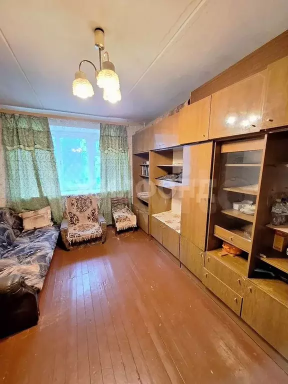 Комната 14 м в 1-к., 2/5 эт. - Фото 1