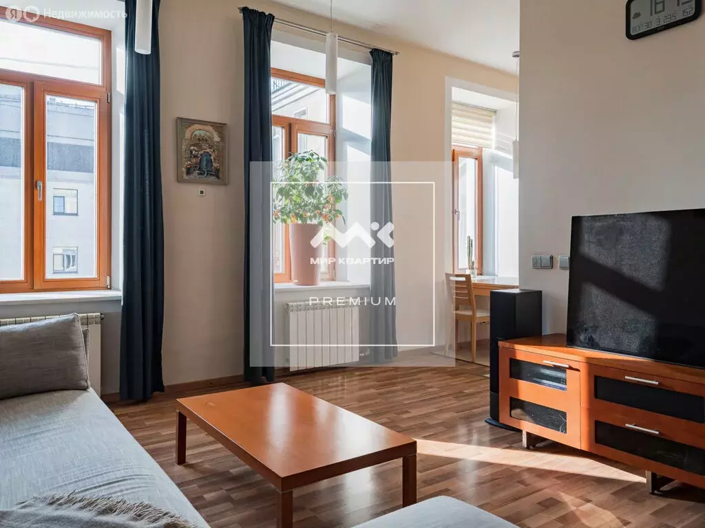 3-комнатная квартира: Санкт-Петербург, Аптекарский проспект, 10Б ... - Фото 1