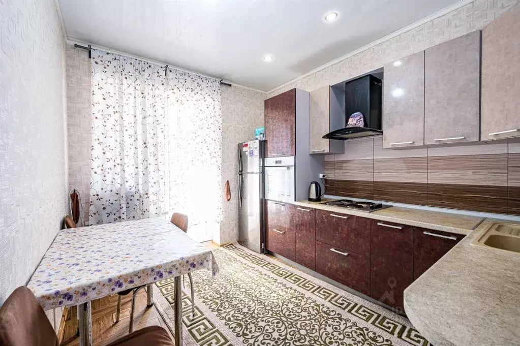 2-к кв. Краснодарский край, Краснодар ул. Душистая, 30к3 (49.4 м) - Фото 0