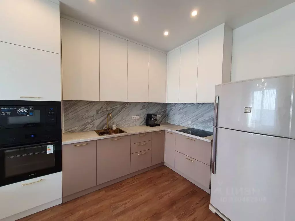 2-к кв. Удмуртия, Ижевск ул. Максима Горького, 147 (54.0 м) - Фото 2