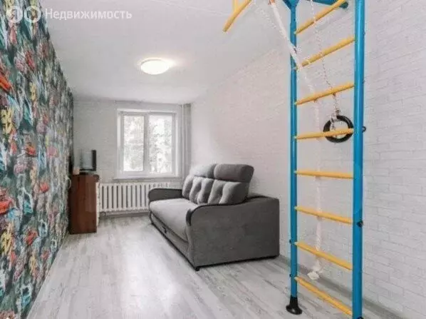 3-комнатная квартира: Краснодар, микрорайон Юбилейный, проспект ... - Фото 1