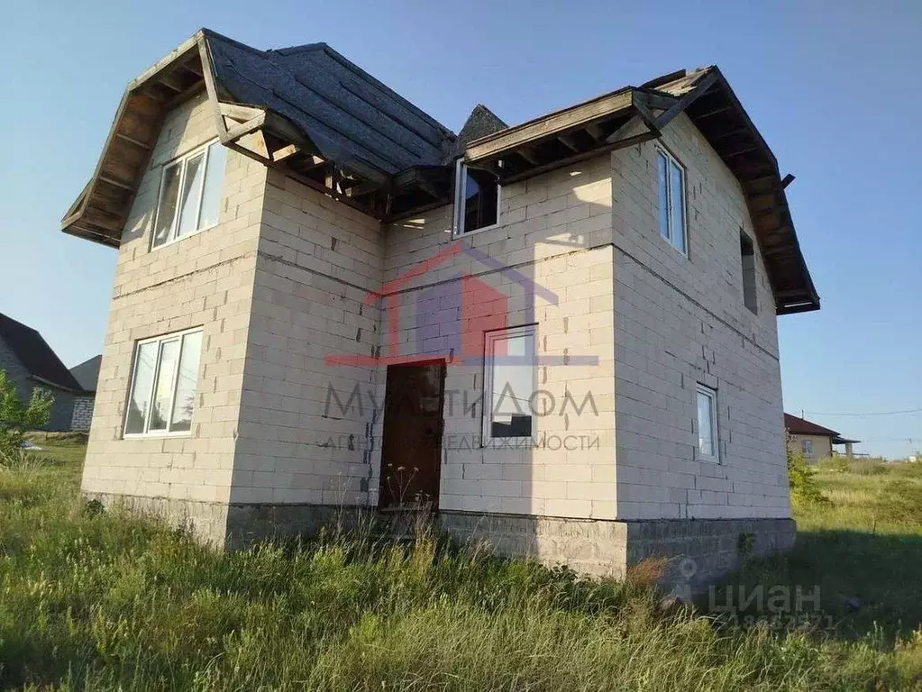 Дом в Белгородская область, Старый Оскол Хвойная ул., 10 (160 м) - Фото 1