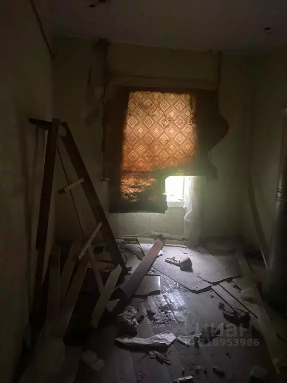 Помещение свободного назначения в Псковская область, Остров ул. 25 ... - Фото 0