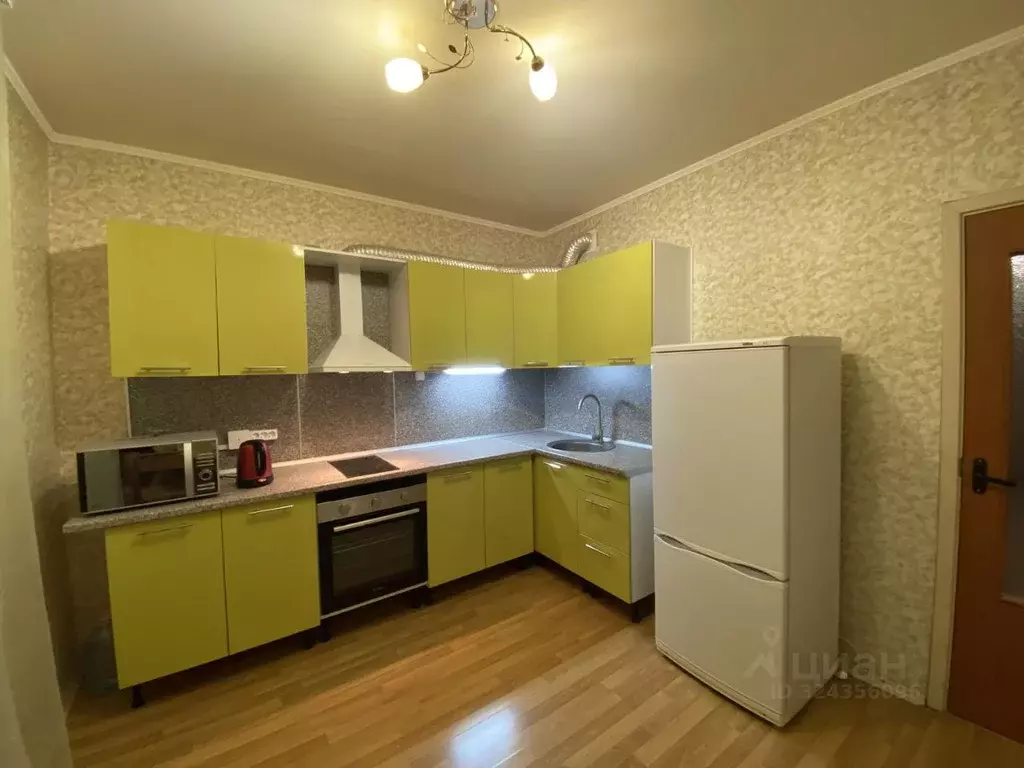 2-к кв. Московская область, Химки Молодежная ул., 76 (61.8 м) - Фото 2