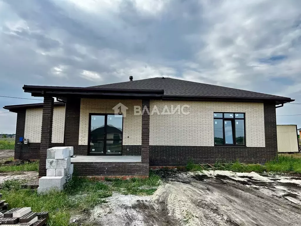 Дом в Белгородская область, Белгородский район, Разумное рп ул. ... - Фото 1