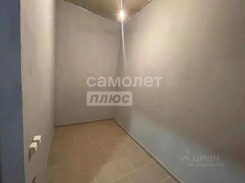 Гараж в Краснодарский край, Геленджик ул. Витебская, 12к5 (5 м) - Фото 2