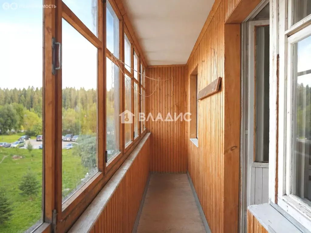 4-комнатная квартира: Петрозаводск, Карельский проспект, 4 (71.2 м) - Фото 1