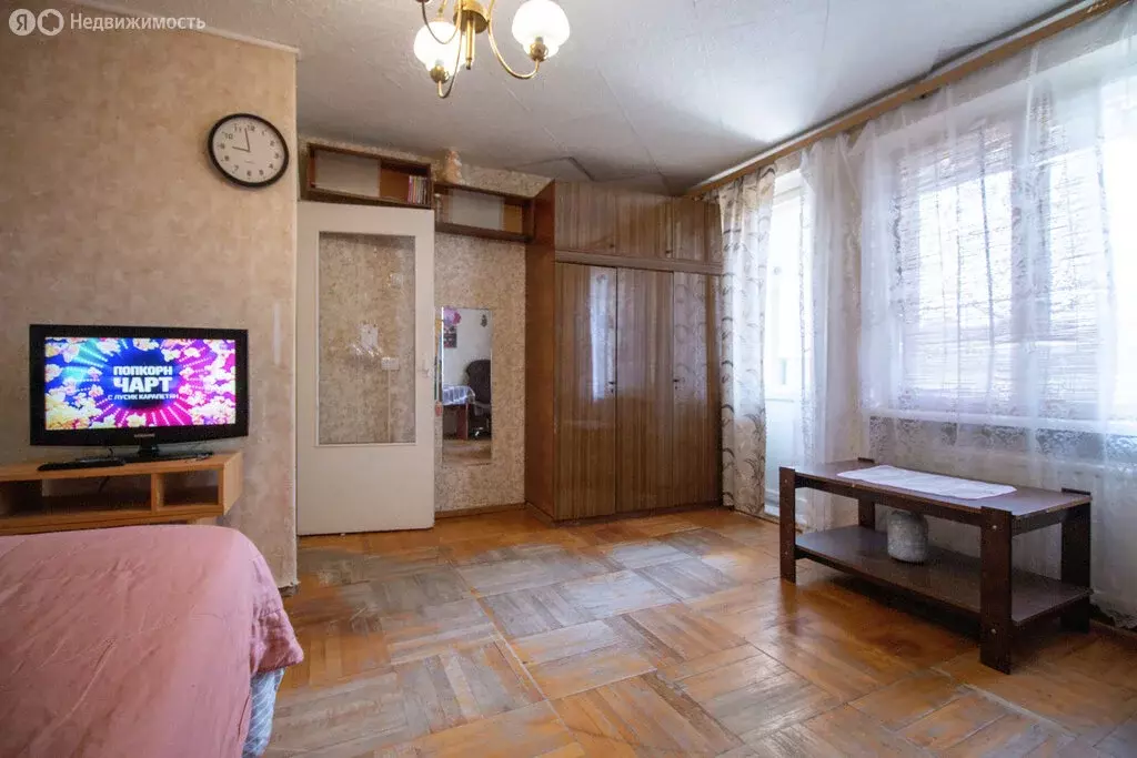 1-комнатная квартира: Санкт-Петербург, улица Коммуны, 26к1 (32.6 м) - Фото 0