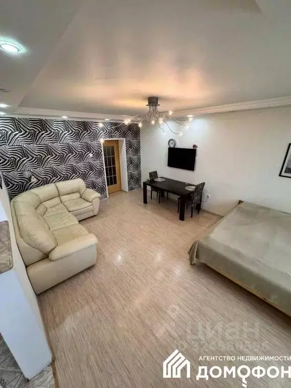 2-к кв. Омская область, Омск ул. Сулеймана Стальского, 8/1 (73.4 м) - Фото 2