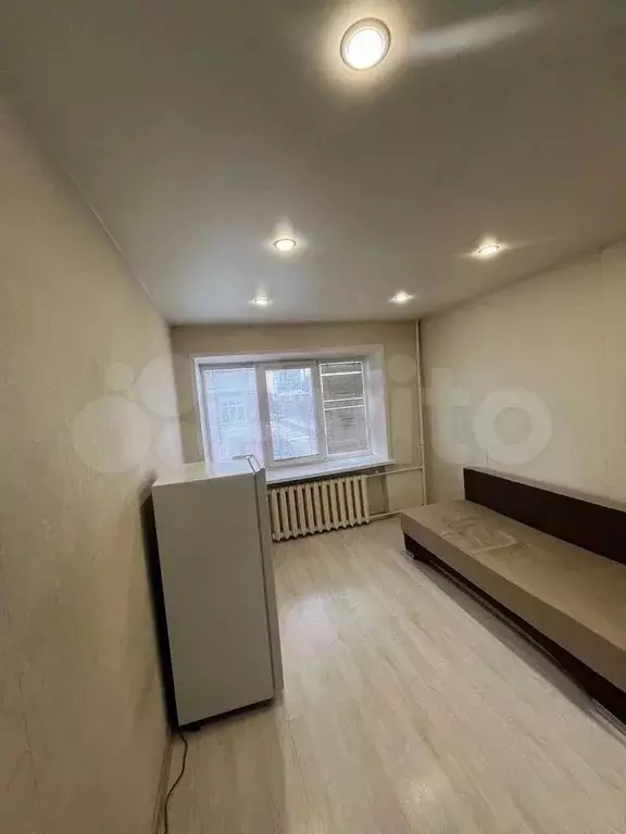 Комната 12 м в 5-к., 5/5 эт. - Фото 1