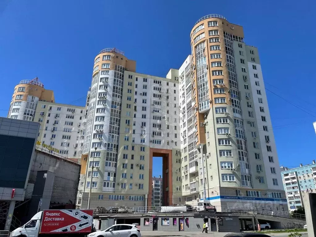 2-к кв. Челябинская область, Челябинск ул. Чайковского, 58 (65.0 м) - Фото 1