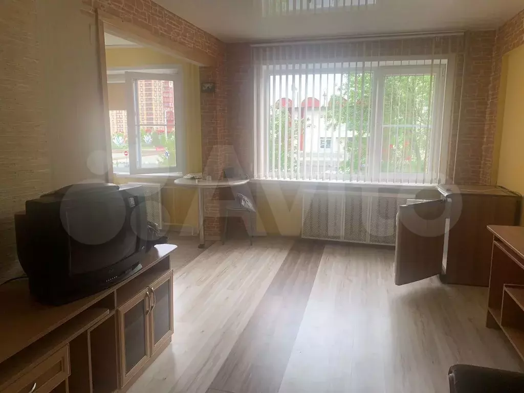 Квартира-студия, 32 м, 2/5 эт. - Фото 1