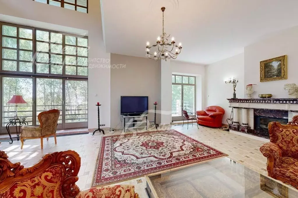 Дом в Москва д. Варварино, Варварино кп,  (436 м) - Фото 1