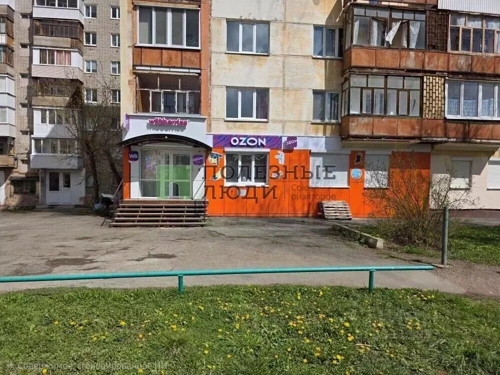 Офис в Удмуртия, Ижевск ул. Михаила Петрова, 2 (100 м) - Фото 1