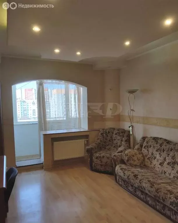 3-комнатная квартира: Калининград, улица Согласия, 21 (77 м) - Фото 1