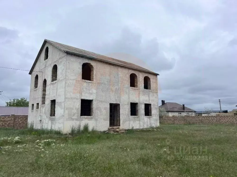 Дом в Крым, Саки ул. Номана Челебиджихана (209 м) - Фото 1