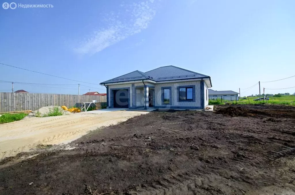Дом в Ялуторовск, улица Антонова (110 м) - Фото 2