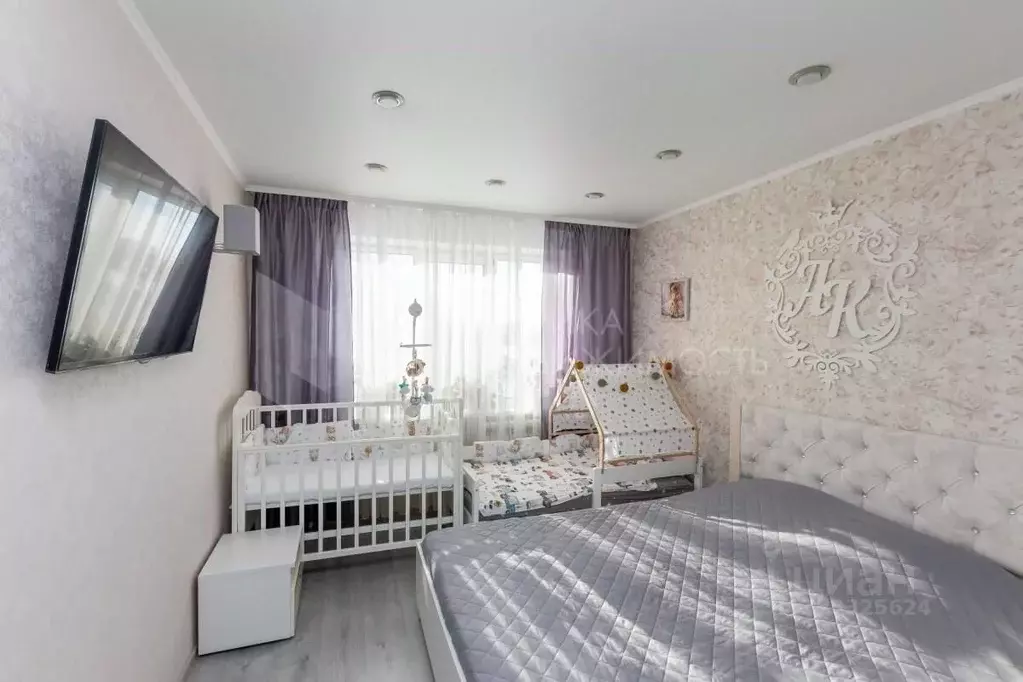 2-к кв. Тюменская область, Тюмень Метелева мкр, ул. Метелевская, 4 ... - Фото 1