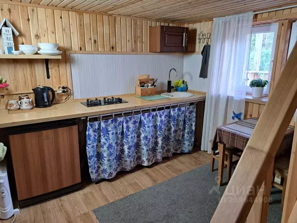 Дом в Ленинградская область, Волховский район, Сясьстройское городское ... - Фото 1