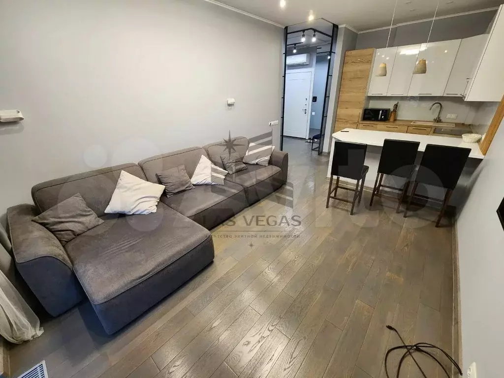 3-к. квартира, 70 м, 25/44 эт. - Фото 0