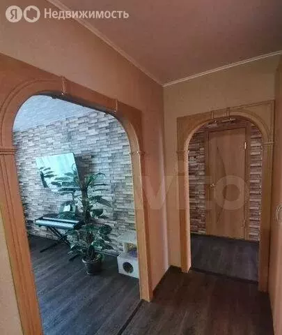 4-комнатная квартира: Саяногорск, микрорайон Ленинградский, 4 (77 м) - Фото 1