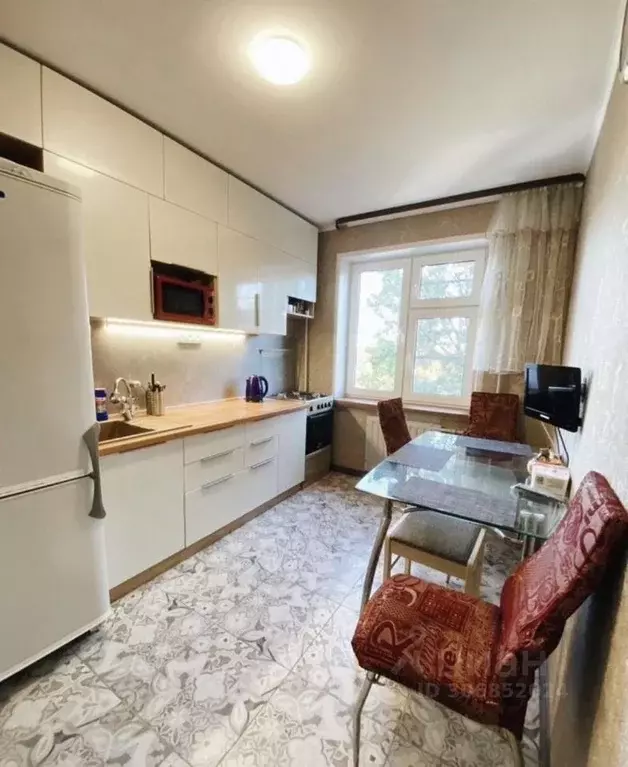 2-к кв. Псковская область, Псков Бастионная ул., 17 (50.0 м) - Фото 1